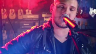 Download lagu Lightning Crashes - Live (Wikus Botma Cover) mp3