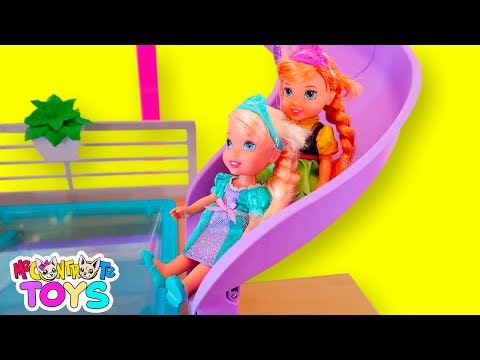 ELSA & ANNA SULLO SCIVOLO! Non fanno i compiti! - Me contro Te Toys