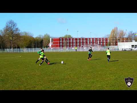 Fc Almere JO12 2 tegen MO13
