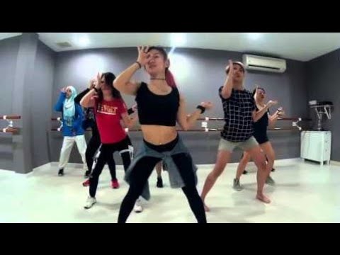 Slap Dee ft Busiswa - Savuka (Dance Music  Video ) |ENJOYMENT CLUB