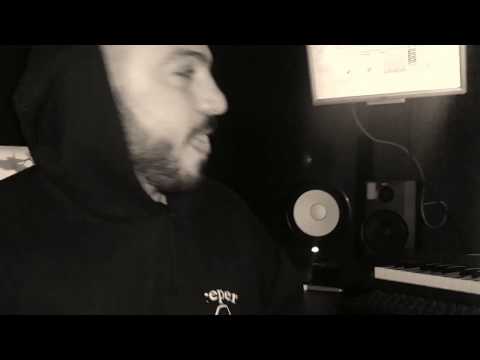 reper outlaw - Rapping live in Greek and English