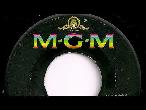 Connie Francis - "I Was Such A Fool (To Fall In Love With You)"