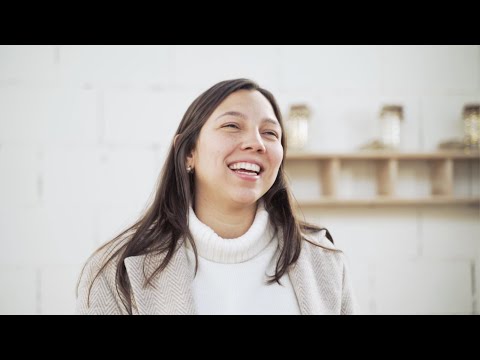 LAVAS MIS PIES | PAOLA PABLO (Video Oficial)