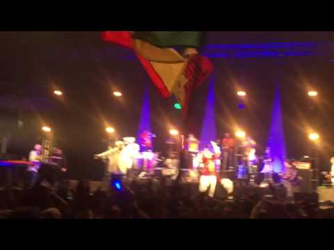 Santa Feria feat. Traiko (10 Años)