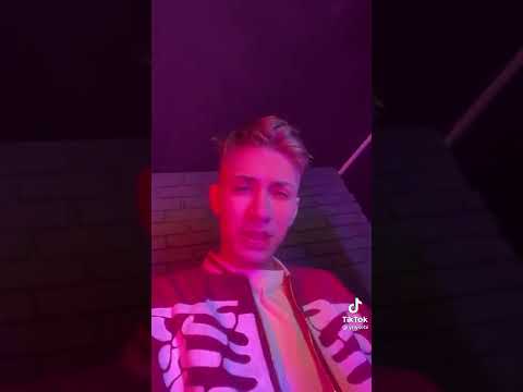 yny sebi e criminal de frumos😎😎