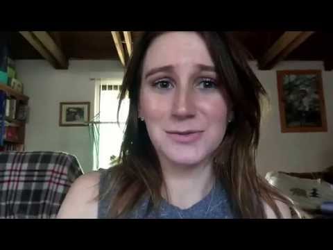 Watch me embarrass myself blogilates style