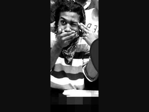 Lil Niek Ft. Young Elmo - Weak Bladder [Freestyle]