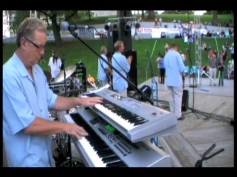 Band of Oz: Don't Stop Believin' @ '08 Party in the Park