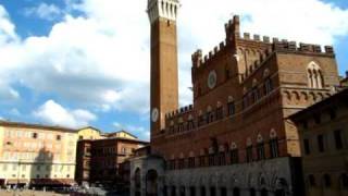 preview picture of video 'Piazza del Campo in Siena, Tuscany, Italy'