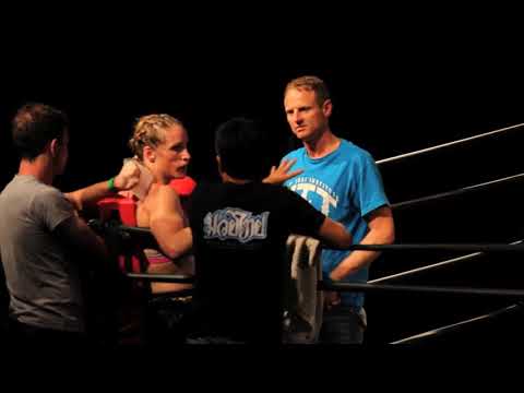 Gentiane Lupi - Masterton fight night 23/11/2013