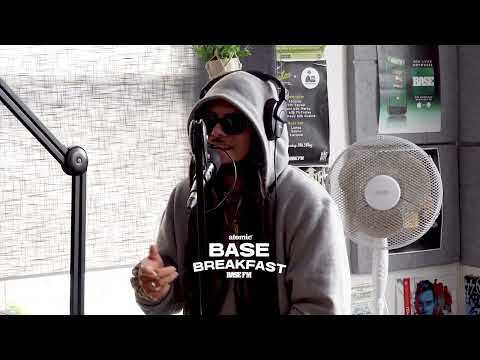 MELODOWNZ "Breakfast Freestyle" live on BaseFM