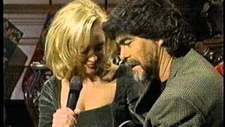 Randy Owen and Mindy McCready sing &quot;Feels So Right&quot;