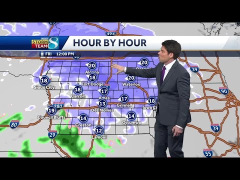 Heavy snow moving into Iowa