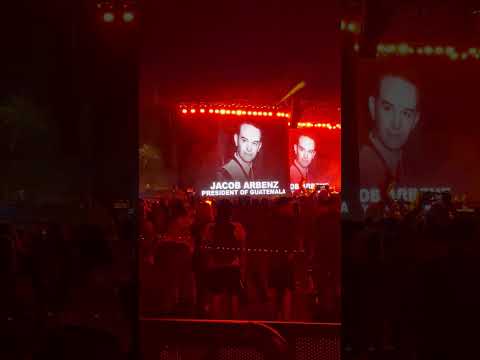 The Strokes arremeten contra EEUU y la CIA en Coachella