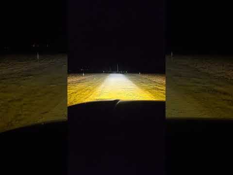 TOO BRIGHT!! Halogen vs LED headlights Auxito Y19 #shorts #truck #led #lights #wow #f150 #ford