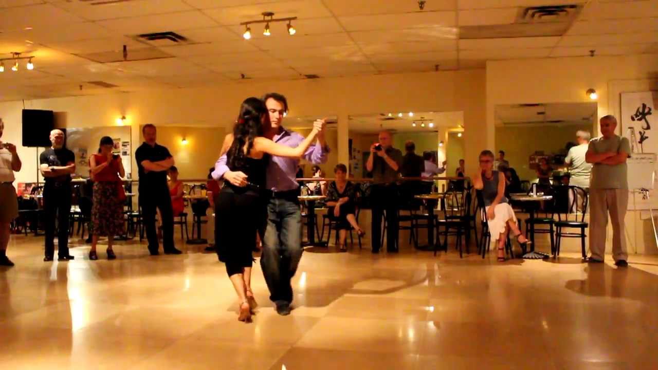 Mariana Dragone y Tomás Howlin - Studio Tango Montreal - Clase 1 - Duelo criollo