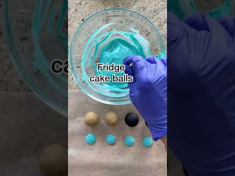 Troubleshooting Why Cake Pops Crack and Two Tips to Help!