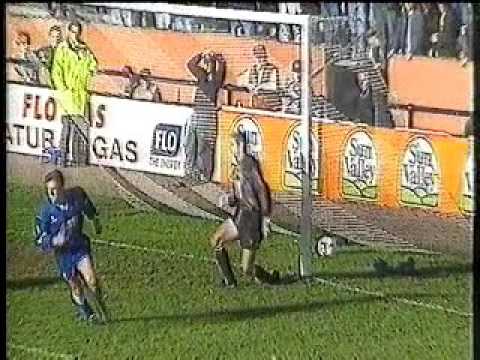 Hereford United 1-3 Cardiff City - 26th November 1995