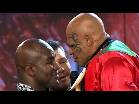 Bicho Gómez como Mike Tyson
