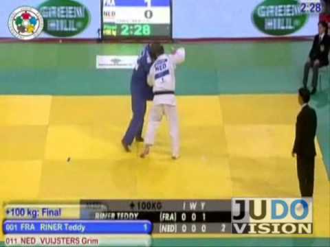 JUDO 2010 Tournois de Paris: Teddy Riner (FRA) - Grim Vuijsters (NED)