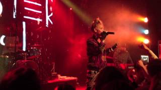 Syster Sol - Gillar din vibe - live @ Mortens, Uddevalla