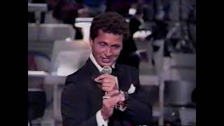 Bob Anderson  "The worlds greatest singing impressionist." MQDEFAULT Thumbnail