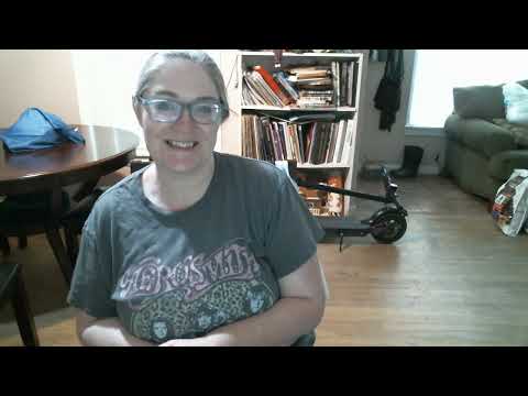 HL Ribbon, Button, and a Little Yarn Haul