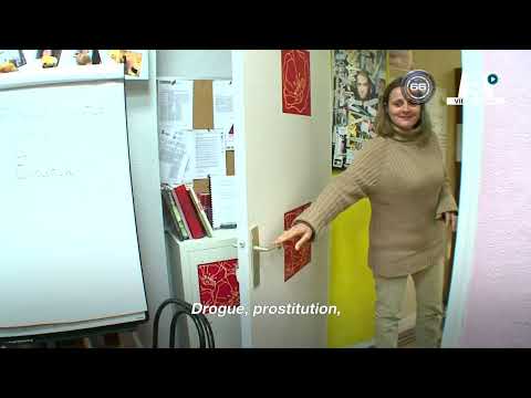 Maltraité par sa famille à cause de son homosexualité ! 😲 // Extrait archives M6 Video Bank