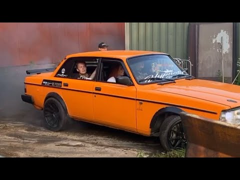 TOTAL HAVERI AV HENKES VOLVO 240 BAKVAGN!! - ETT ÅR HAR GÅTT SEDAN FÖRRA ÅRETS MIDSOMMARFEST