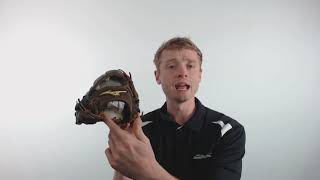 Video thumbnail: Mizuno Classic Future Pro 11.5" Youth Baseball Glove: GCP61F2