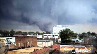 preview picture of video 'Tuscaloosa Tornado 4-27-11'
