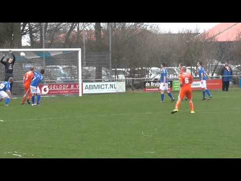 Christiaan Perrier zet Oranje Wit op 0-2 tegen Serooskerke
