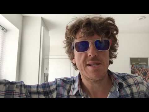 Free up a stiff rusty lock without oil