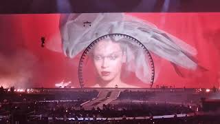 Beyonce - Opulence Interlude ( Formation)  Warzsaw Poland  28.06.2023 Night 2