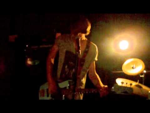 WHITECOMIC! THIS AINT THE END OF ME (VIDEO) LYRICS IN DESC.