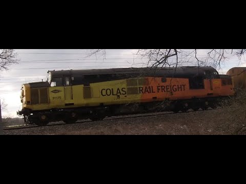 37175 passes Elstree and Borehamwood with UTU 9703