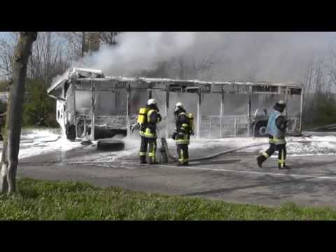 24.04.2013 Busbrand BAB8 bei Aichelberg