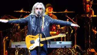 “Didn’t I(Blow Your Mind This Time)” Daryl Hall & John Oates@Santander Arena Reading, PA 2/16/16