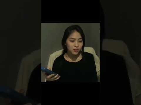 Just jyp artist imitating Lily's accent😂 #nmixx #twice#itzy