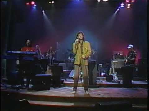 B.J. Thomas - "I Just Can't Help Believing"