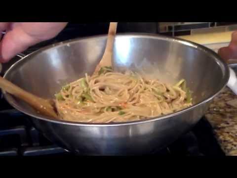 How to make the Best Peanut Sauce with Sesame Noodles