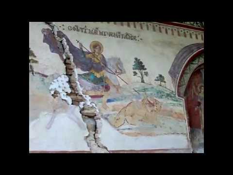 Cruci de pomenire si lacase ce cult din Calugareni - Valea Scheilor ( jud. Prahova )