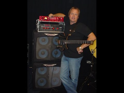 Mark king bass tutorial - How to play Mr Pink  2/4