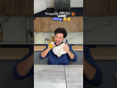 Family Members Gift Wrapping 🎁