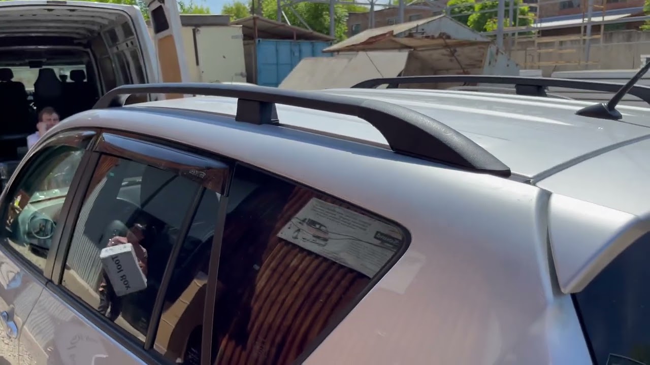 Короткая база, пластиковые ножки Video 2