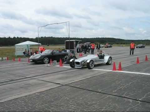 Lotus Super Seven vs. Porsche Boxter 1/4 Meile Mile Racing