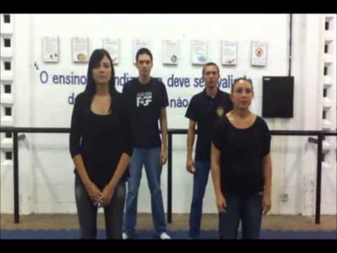 Trabalho em Libras - Homenzinho Torto