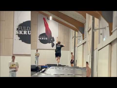 Silas Dirchsen - Første halvår på FE 22/23