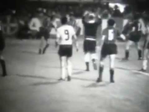 ECC 1971-72. 1 Round. AEK Athen - Inter. Highlights.
