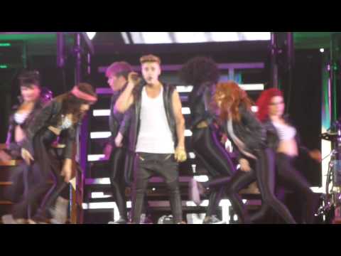 Justin Bieber - Out of town girl (live) Arnhem Gelredome Netherlands 13.04.2013 concert